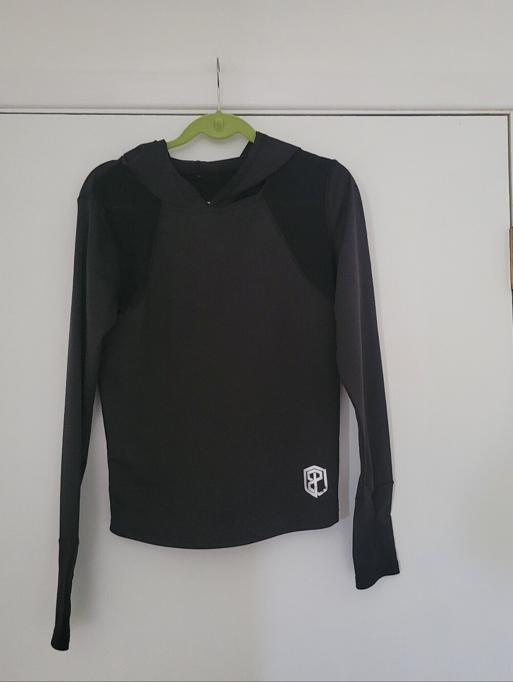 Women's Born Primitive Black Hooded Long-Sleeve Top